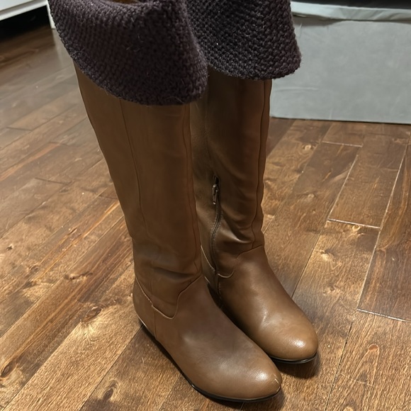 Call it spring fall boots - Picture 3 of 3